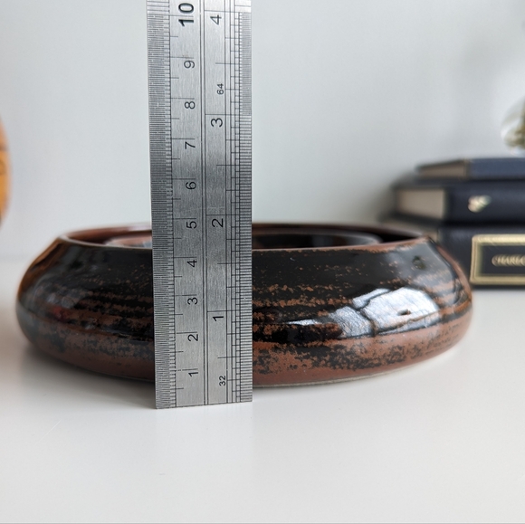 Raku Ceramic circular vase - Picture 7 of 7